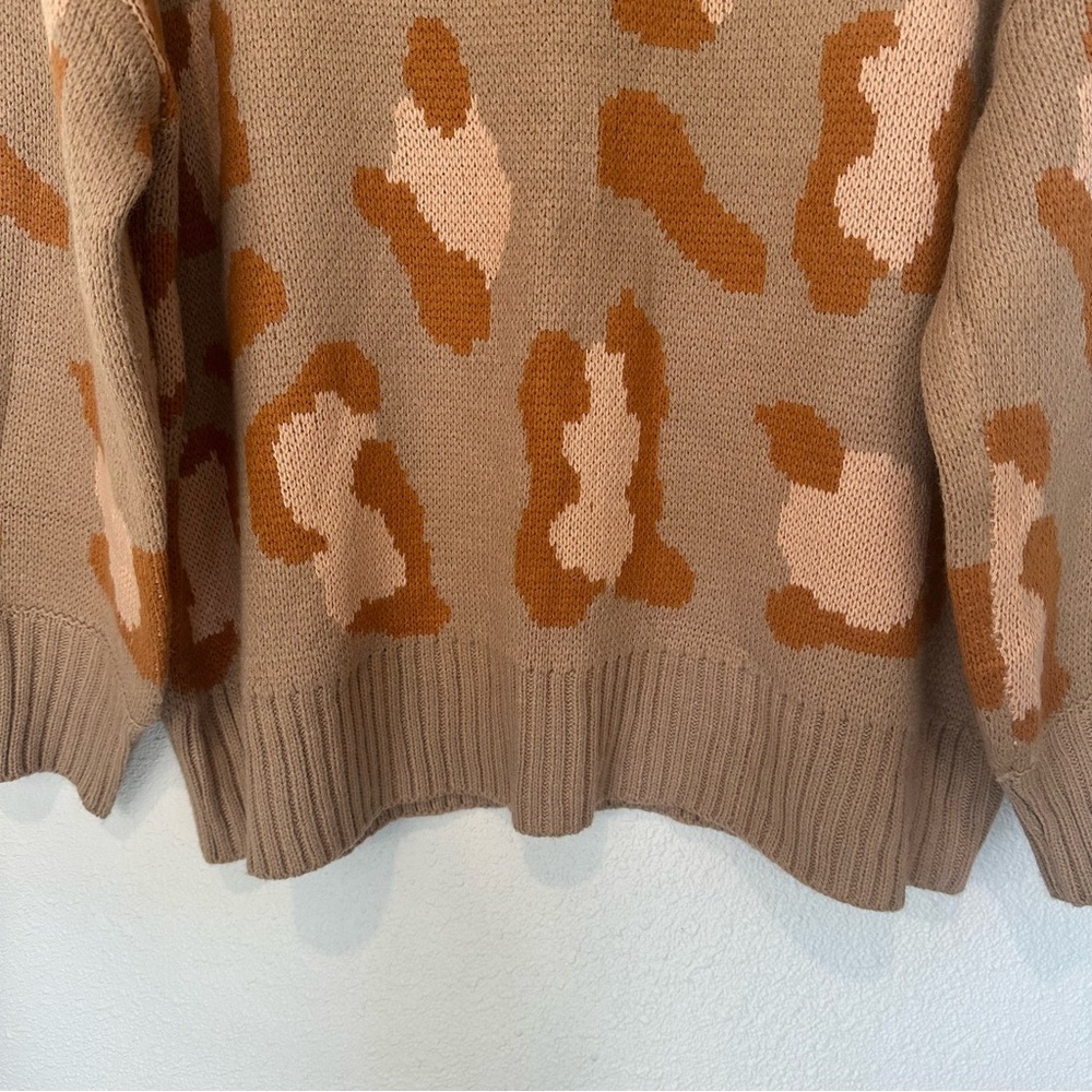 The Unbranded Brand Stylish Cowl Neck Sweater in Tan and Orange M - Picture 4 of 11